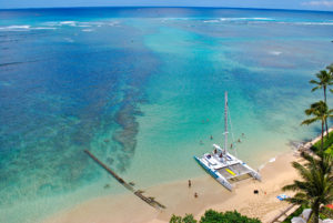plage Hawaï catamaran